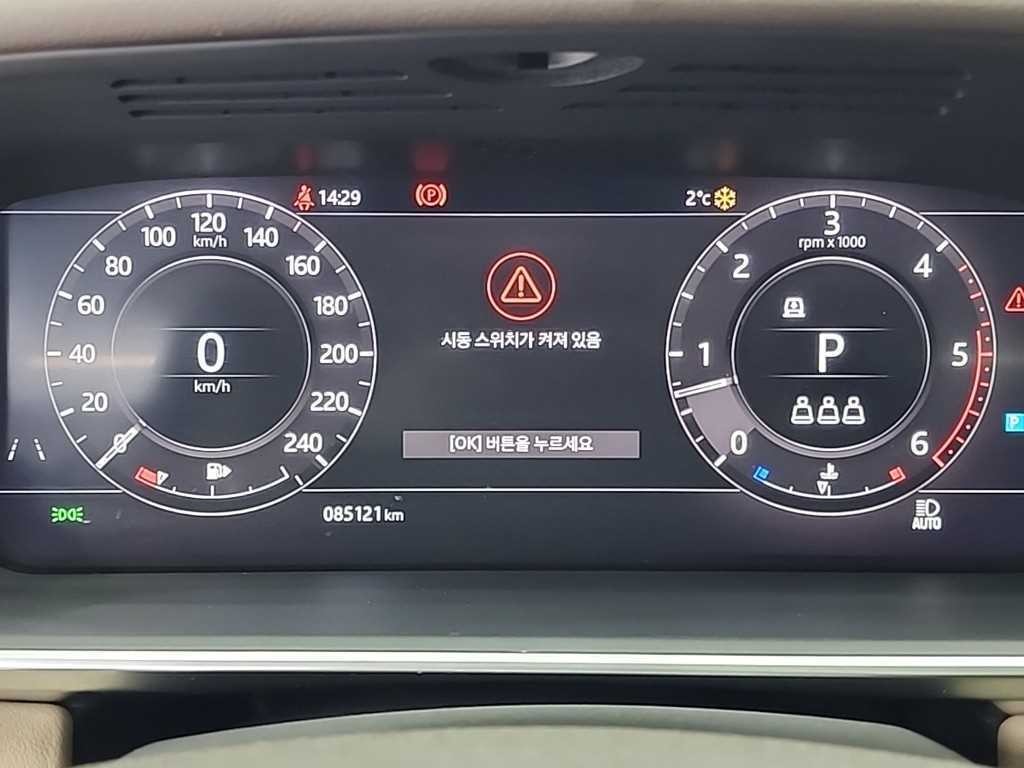 랜드로버 레인지로버 스포츠 레인지로버 스포츠 2세대 3.0 SDV6 AB 다이나믹 이미지 6