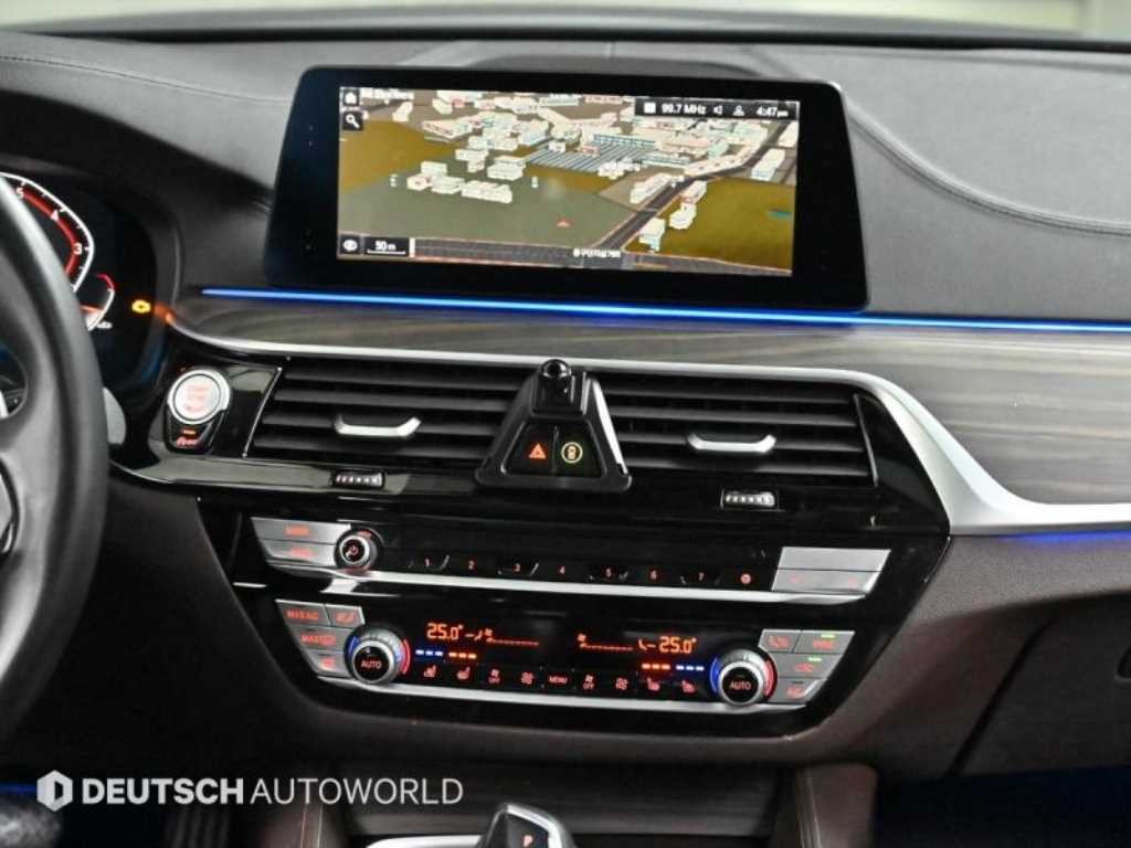 BMW 5시리즈 5시리즈 (G30) 530i xDrive 럭셔리 플러스 이미지 14