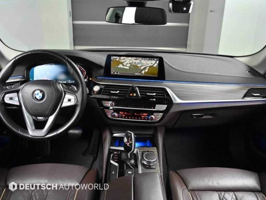 BMW 5시리즈 5시리즈 (G30) 530i xDrive 럭셔리 플러스 이미지 7