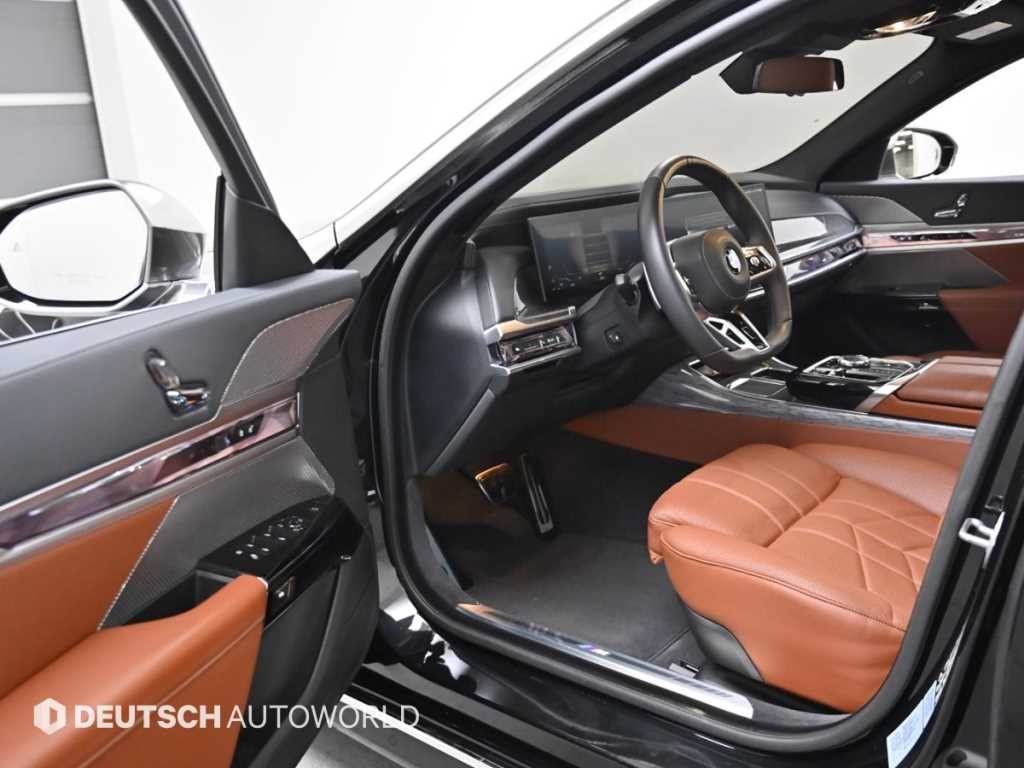 BMW 7시리즈 7시리즈 (G70) 740d xDrive M 스포츠 이미지 11