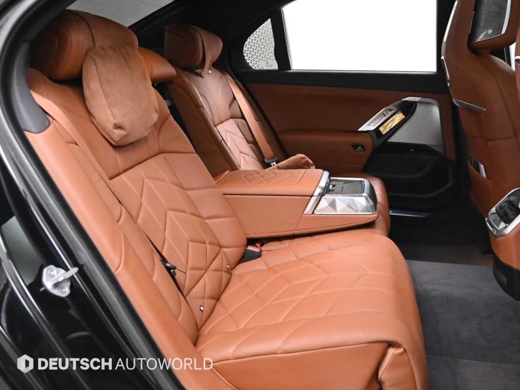 BMW 7시리즈 7시리즈 (G70) 740d xDrive M 스포츠 이미지 12