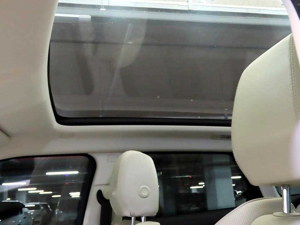 랜드로버 레인지로버 이보크 2.0 TD4 HSE 이미지 16