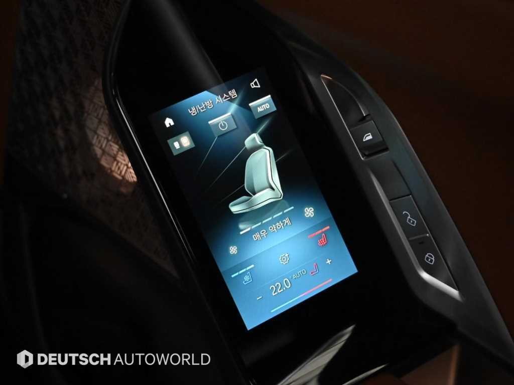 BMW i7 BMW i7 xDrive 60 DPE 이그제큐티브 팩 이미지 16