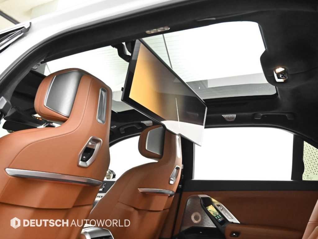 BMW i7 BMW i7 xDrive 60 DPE 이그제큐티브 팩 이미지 19