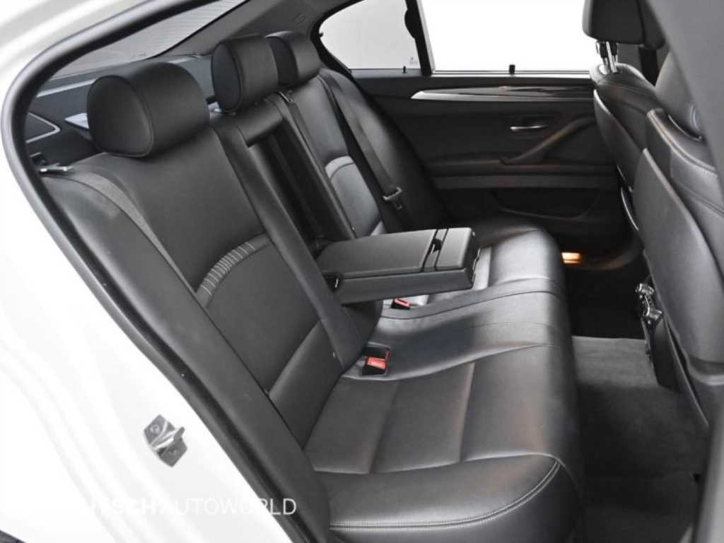 BMW 5시리즈 5시리즈 (F10) 528i 이미지 12