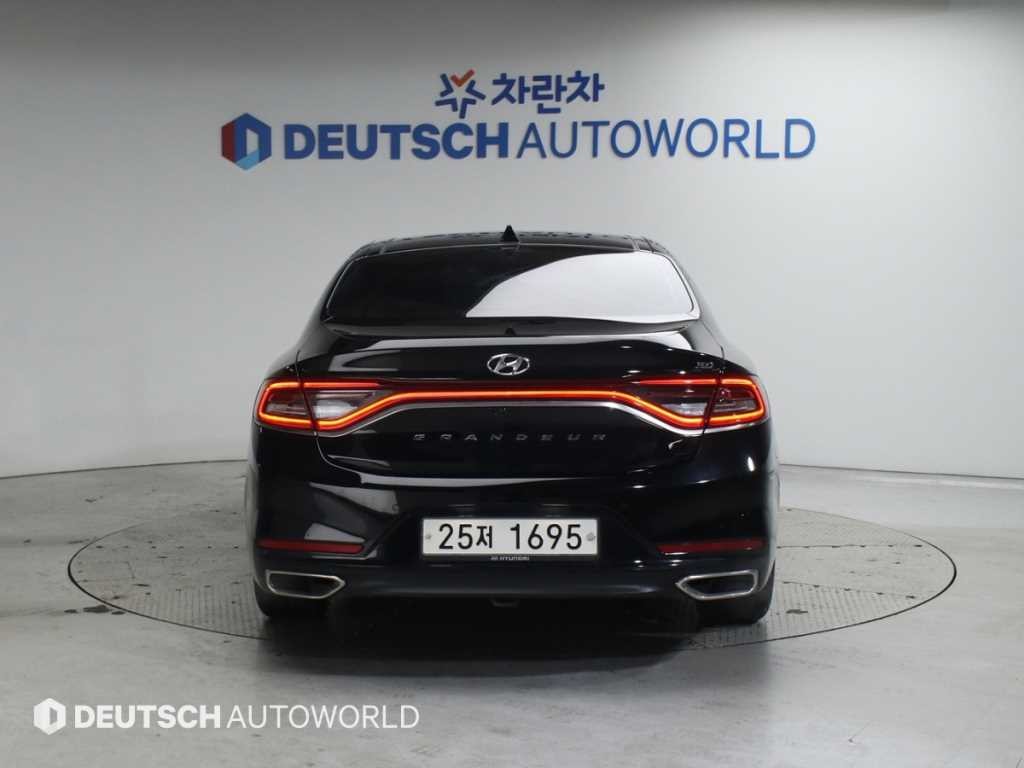 현대 그랜저 그랜저 IG 2.4 GDI 프리미엄 스페셜 이미지 4