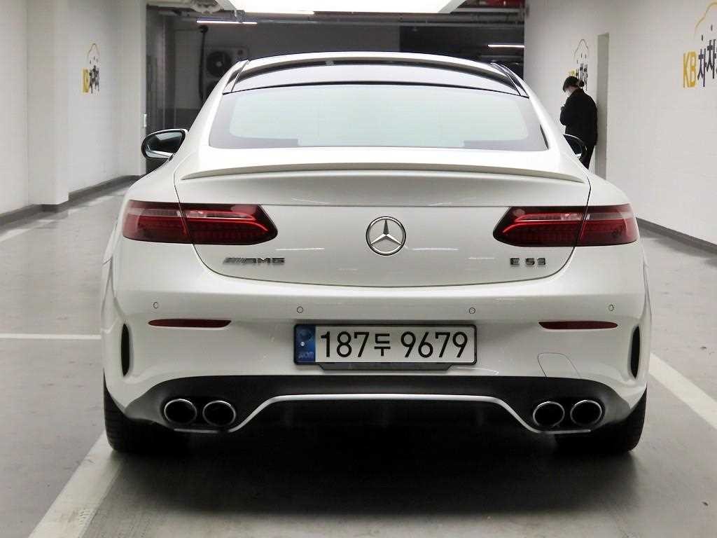벤츠 E 클래스 E-클래스 W213 E53 AMG 4MATIC+ 쿠페 이미지 3