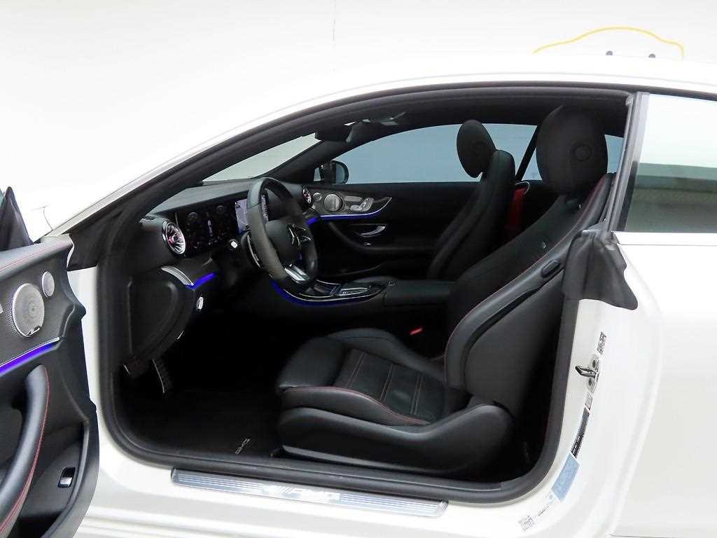 벤츠 E 클래스 E-클래스 W213 E53 AMG 4MATIC+ 쿠페 이미지 7