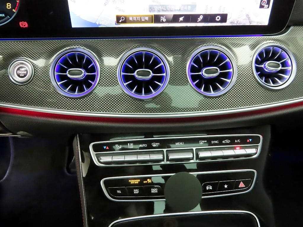 벤츠 E 클래스 E-클래스 W213 E53 AMG 4MATIC+ 쿠페 이미지 9