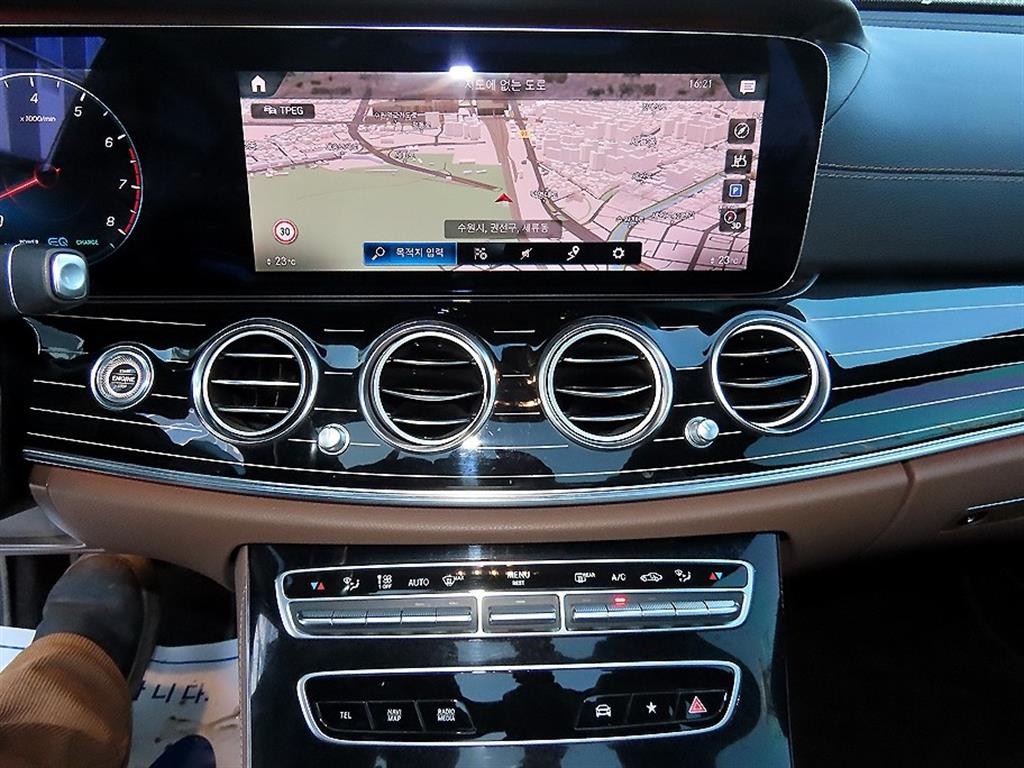 벤츠 E 클래스 E-클래스 W213 E450 4MATIC 익스클루시브 이미지 14