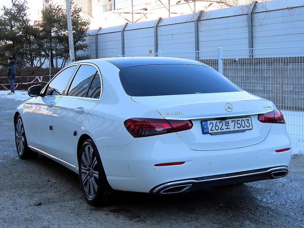 벤츠 E 클래스 E-클래스 W213 E450 4MATIC 익스클루시브 이미지 3