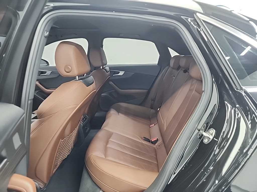 아우디 A4 A4 (B9) 40 TFSI 이미지 12