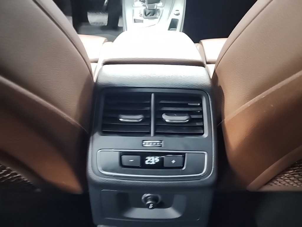 아우디 A4 A4 (B9) 40 TFSI 이미지 13