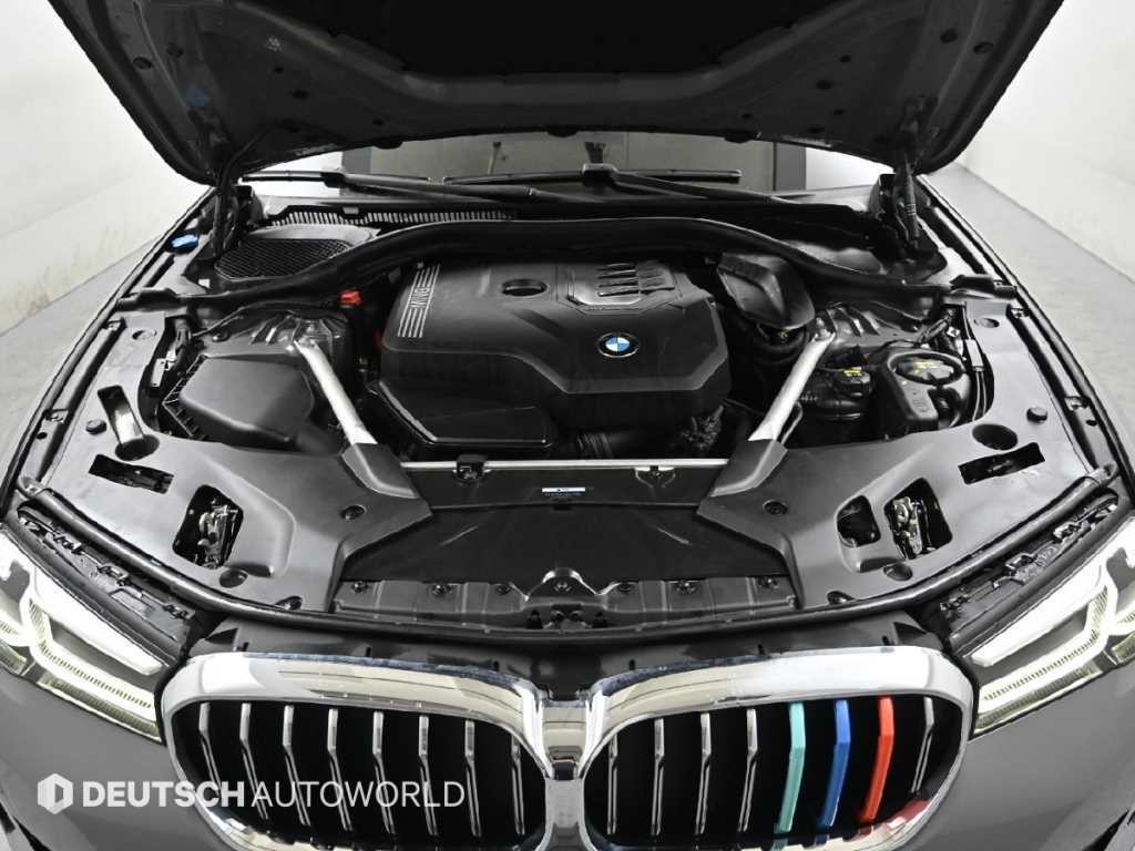 BMW 5시리즈 5시리즈 (G30) 520i 럭셔리 이미지 6