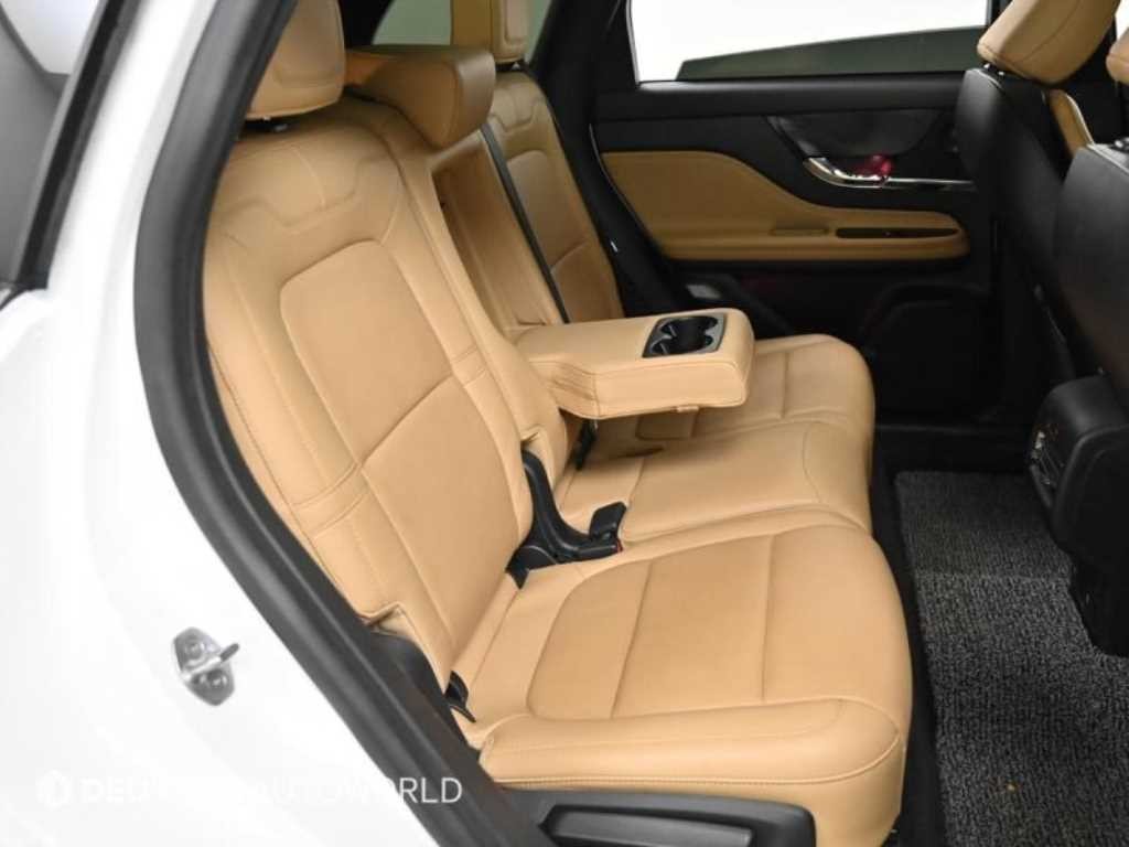 링컨 코세어 2.0 리저브 AWD 이미지 12