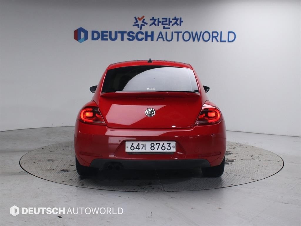 폭스바겐 비틀 더비틀 2.0 TDI 프리미엄 이미지 4