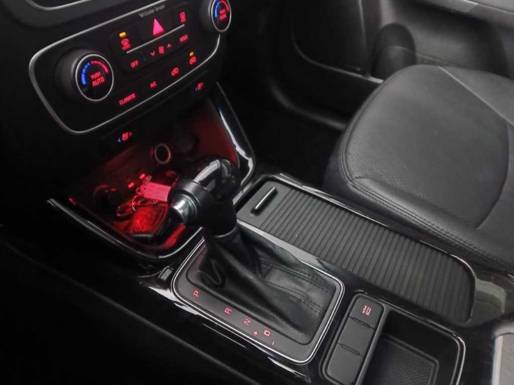 기아 쏘렌토 뉴 쏘렌토 R 2WD 2.0 프레스티지 이미지 15