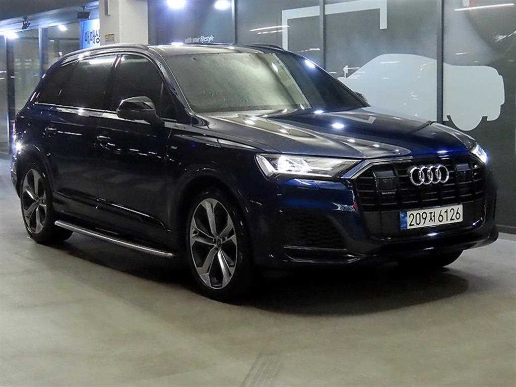 아우디 Q7 Q7 (4M) 55 TFSI 콰트로 프리미엄 이미지 1