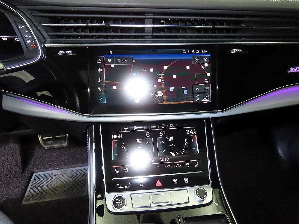 아우디 Q7 Q7 (4M) 55 TFSI 콰트로 프리미엄 이미지 11