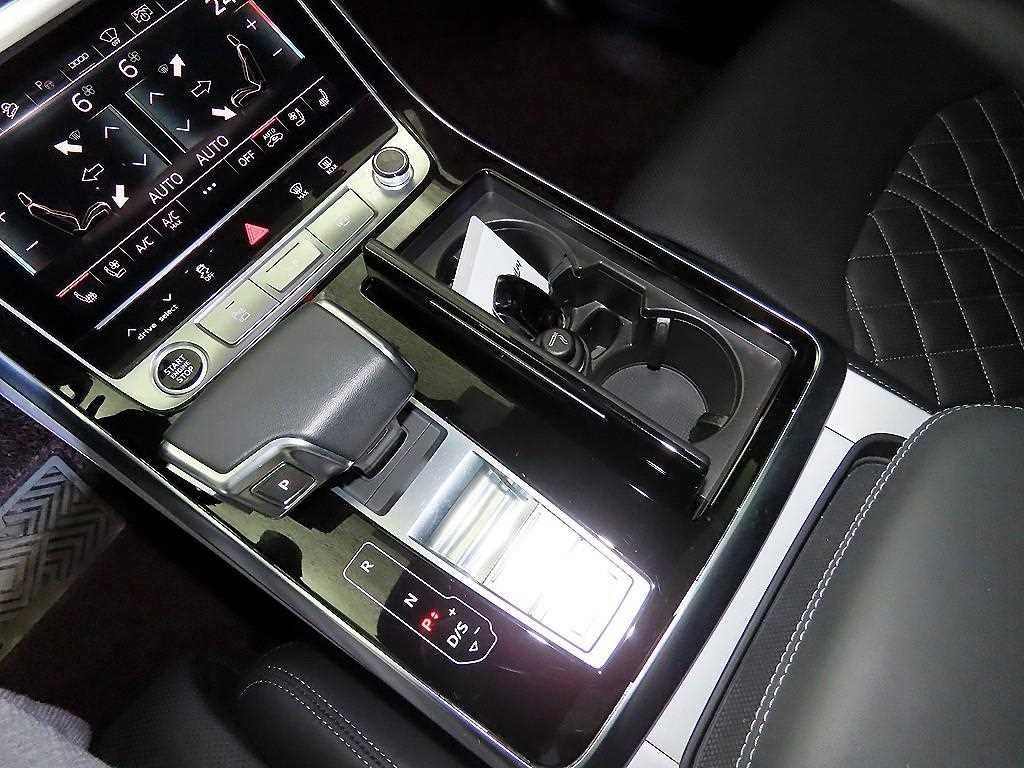 아우디 Q7 Q7 (4M) 55 TFSI 콰트로 프리미엄 이미지 12