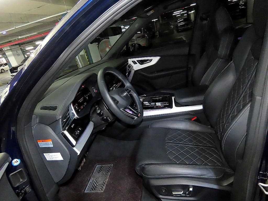 아우디 Q7 Q7 (4M) 55 TFSI 콰트로 프리미엄 이미지 6