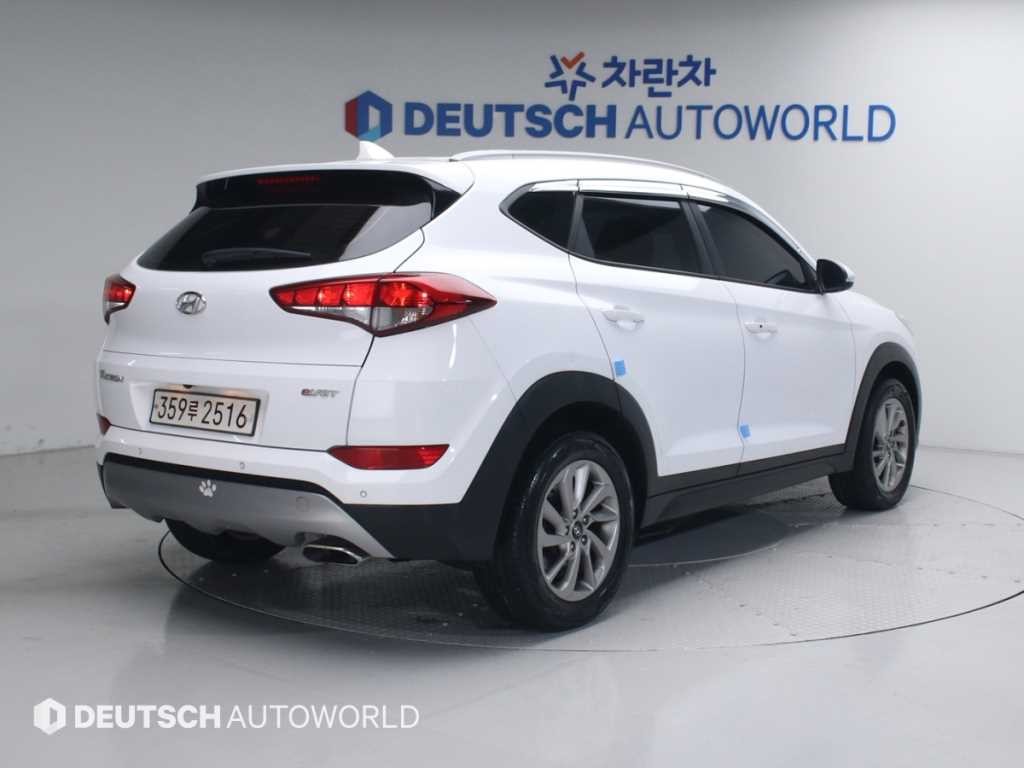 현대 투싼 올뉴투싼 디젤 1.7 2WD 모던 이미지 2