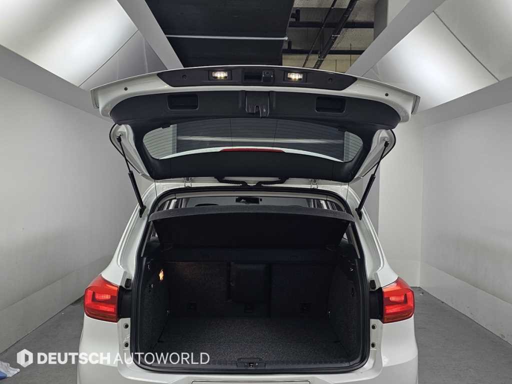 폭스바겐 티구안 뉴티구안 2.0 TDI 프리미엄 이미지 20