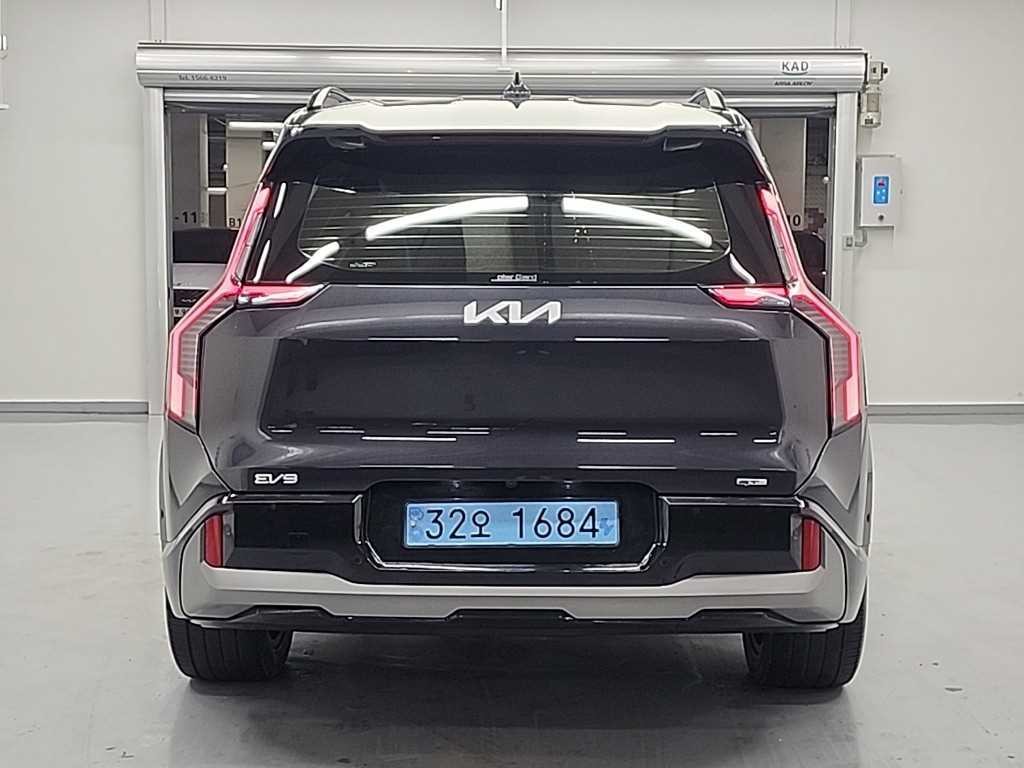 기아 EV9 롱레인지 4WD GT Line 이미지 3