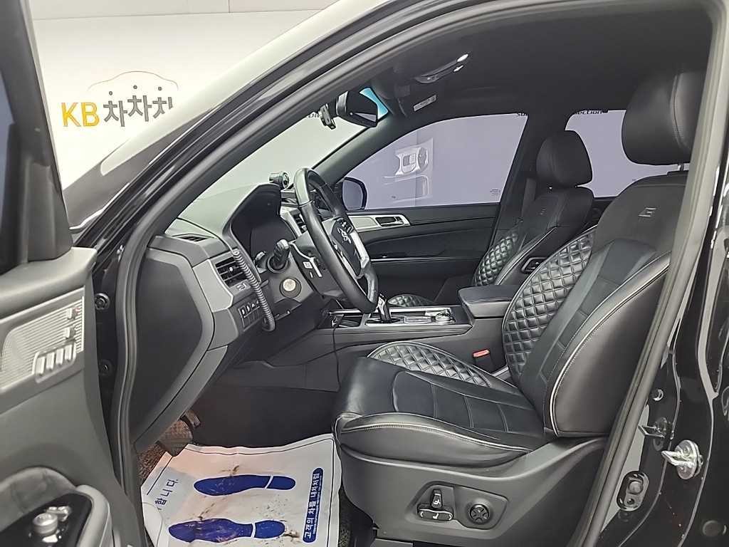 KG모빌리티(쌍용) 렉스턴 올 뉴 렉스턴 (Y450) 디젤 2.2 4WD 더 블랙 이미지 11