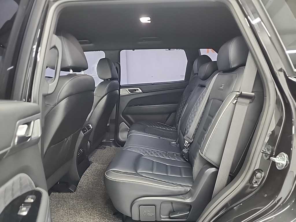 KG모빌리티(쌍용) 렉스턴 올 뉴 렉스턴 (Y450) 디젤 2.2 4WD 더 블랙 이미지 12
