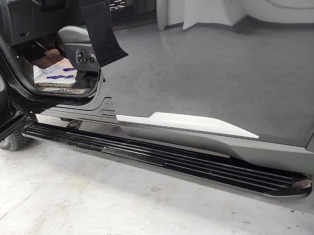 KG모빌리티(쌍용) 렉스턴 올 뉴 렉스턴 (Y450) 디젤 2.2 4WD 더 블랙 이미지 15