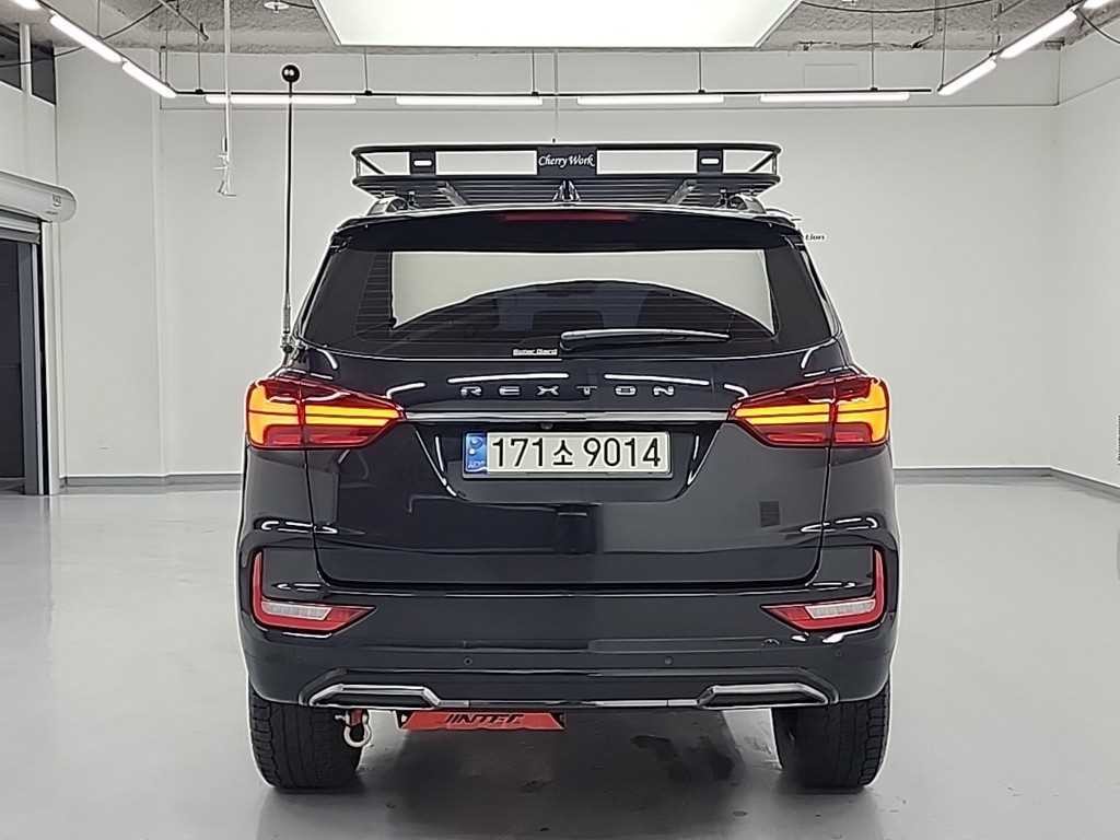 KG모빌리티(쌍용) 렉스턴 올 뉴 렉스턴 (Y450) 디젤 2.2 4WD 더 블랙 이미지 3