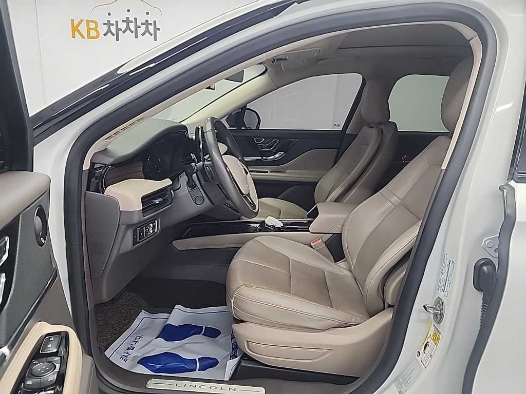 링컨 코세어 2.0 리저브 AWD 이미지 11