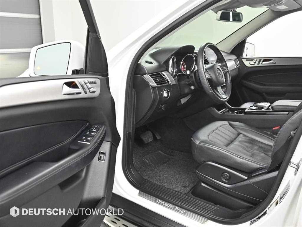 벤츠 GLE 클래스 GLE 클래스 W166 GLE 350 d 4MATIC 이미지 11