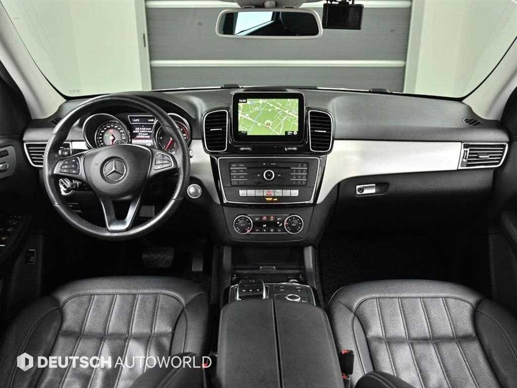 벤츠 GLE 클래스 GLE 클래스 W166 GLE 350 d 4MATIC 이미지 7