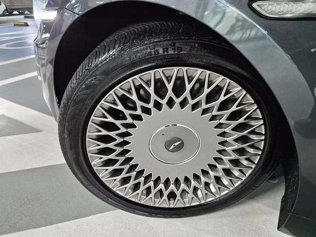 제네시스 G90 3.3 T AWD 프레스티지 이미지 20