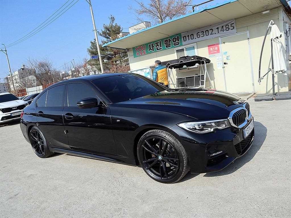 BMW 3시리즈 3시리즈 (G20) 320i M 스포츠 블랙수트 이미지 20