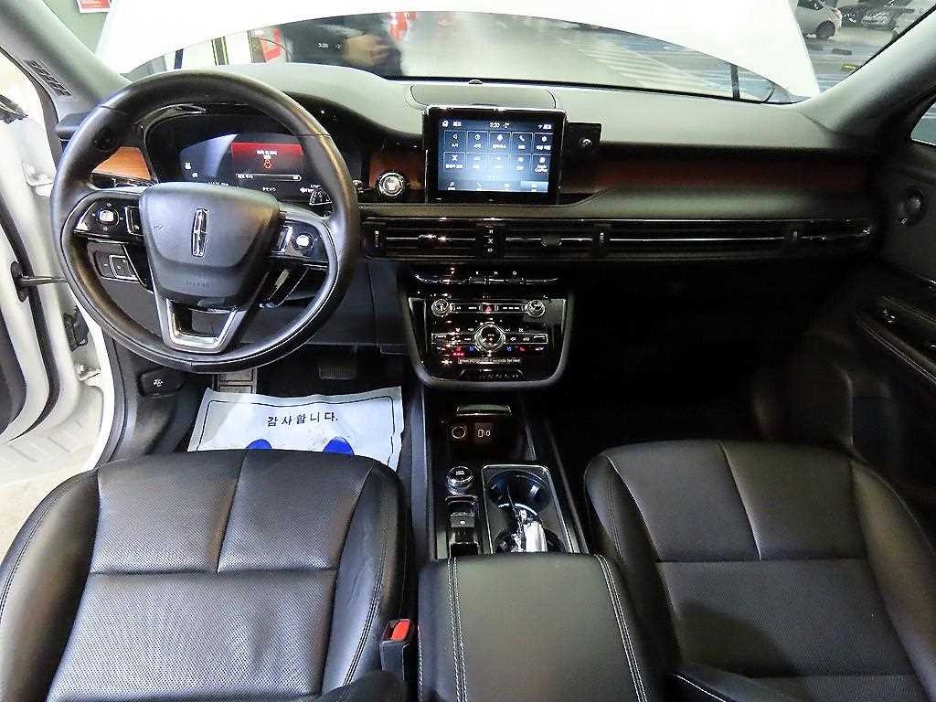 링컨 코세어 2.0 리저브 AWD 이미지 10