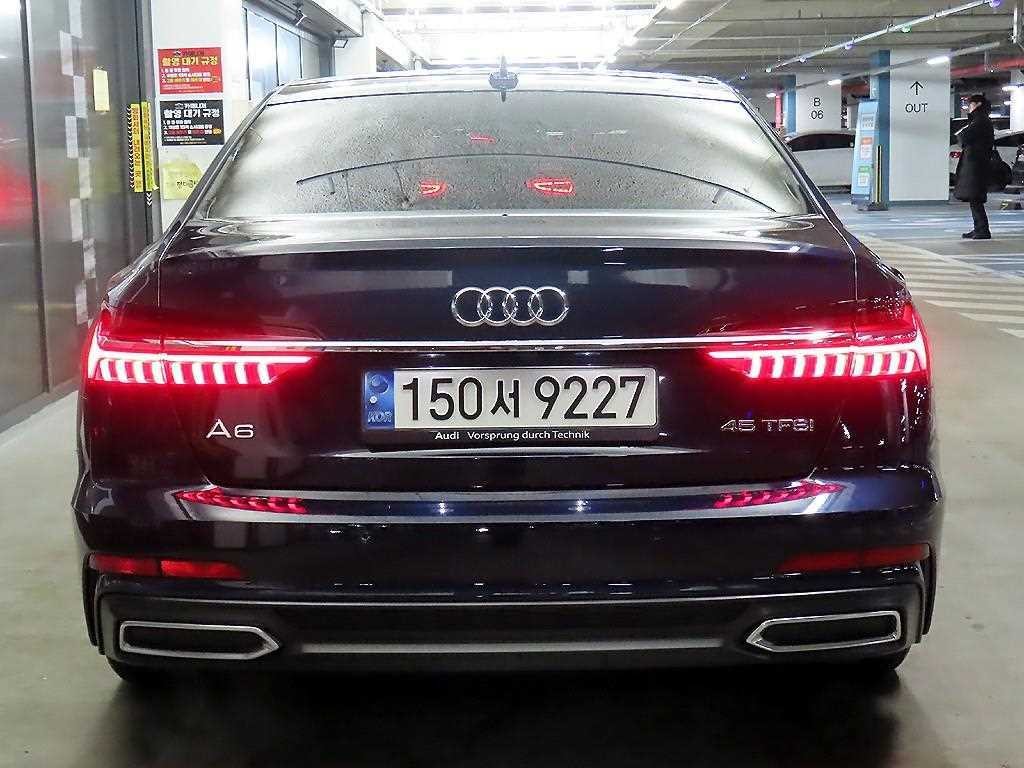 아우디 A6 A6 (C8) 45 TFSI 프리미엄 이미지 5