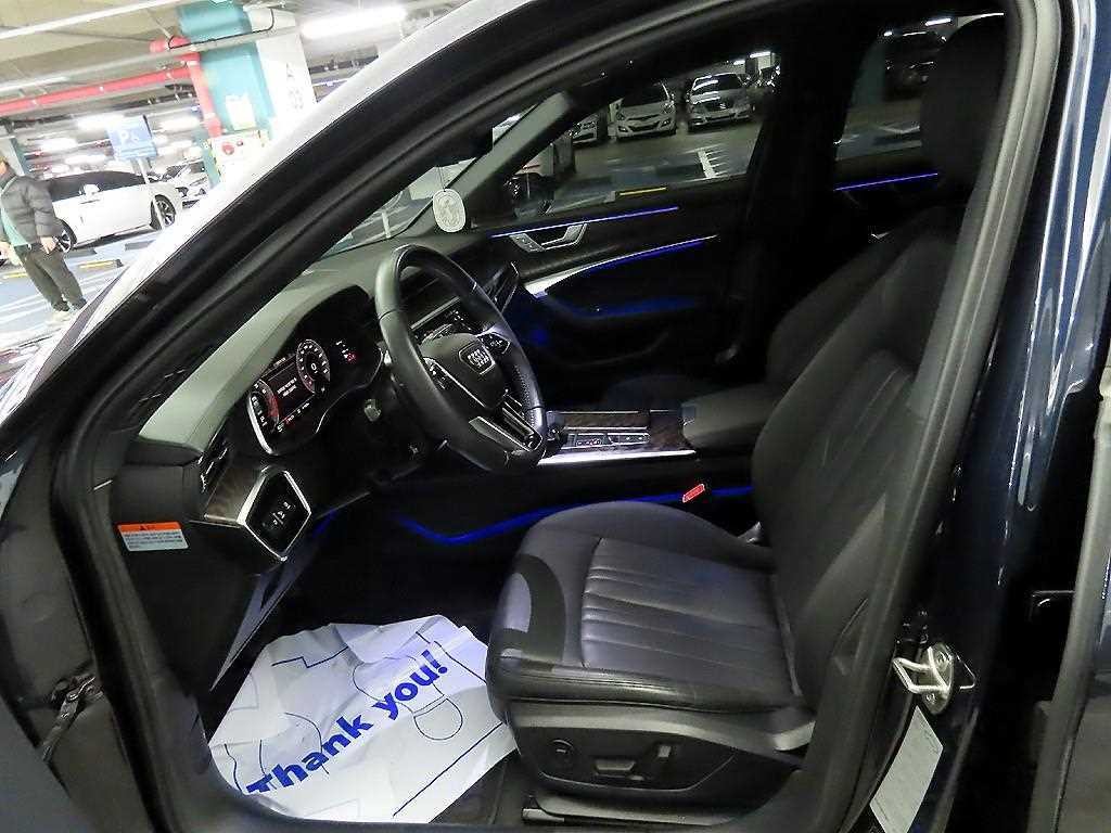 아우디 A6 A6 (C8) 45 TFSI 프리미엄 이미지 6