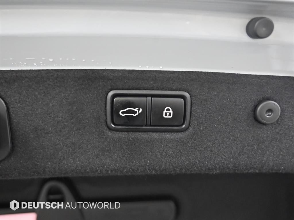 제네시스 G70 2.0T AWD 스포츠 패키지 이미지 20