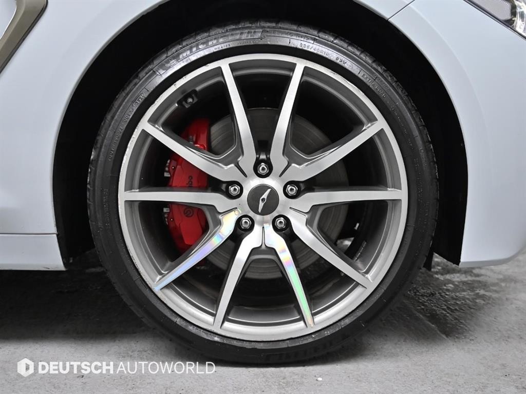 제네시스 G70 2.0T AWD 스포츠 패키지 이미지 5