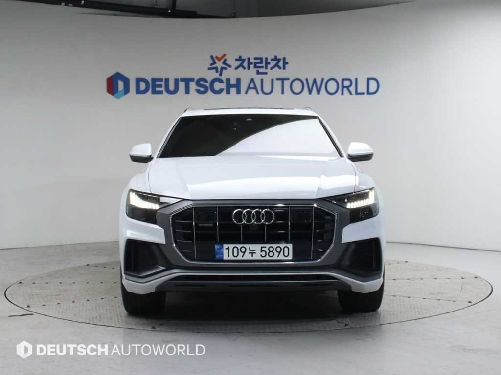 아우디 Q8 50 TDI 콰트로 프리미엄 이미지 3
