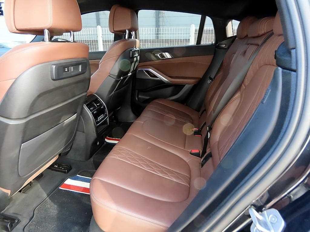BMW X6 X6 (G06) xDrive 30d M 스포츠 이미지 6