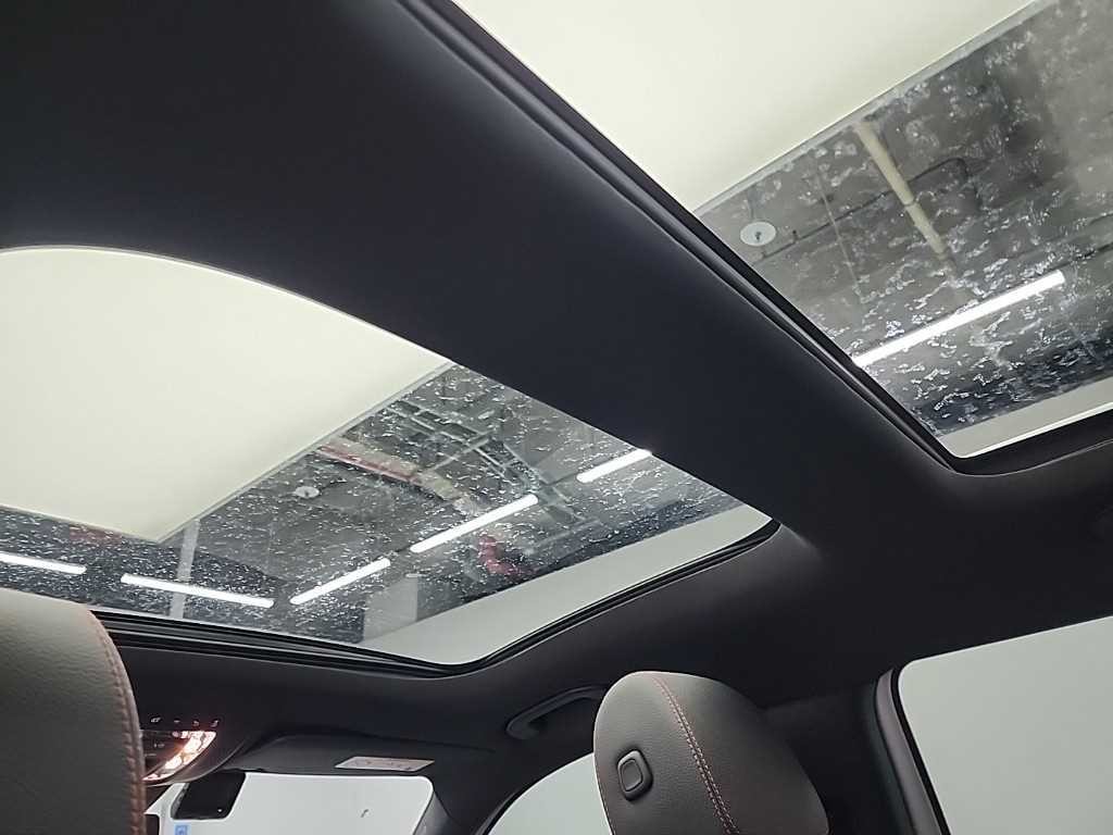 벤츠 GLB 클래스 GLB클래스 X247 AMG GLB 35 4MATIC 이미지 14