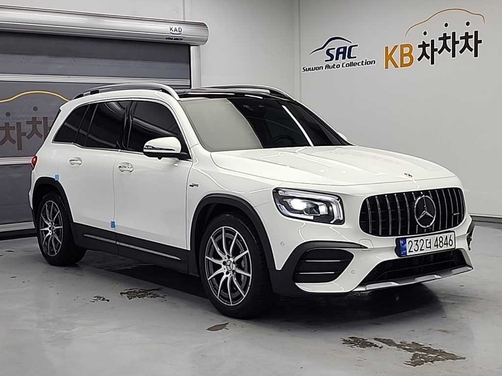 벤츠 GLB 클래스 GLB클래스 X247 AMG GLB 35 4MATIC 이미지 4