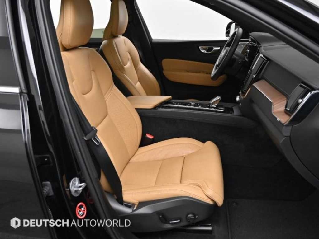 볼보 XC60 XC60(2세대) B5 AWD 얼티메이트 브라이트 이미지 10
