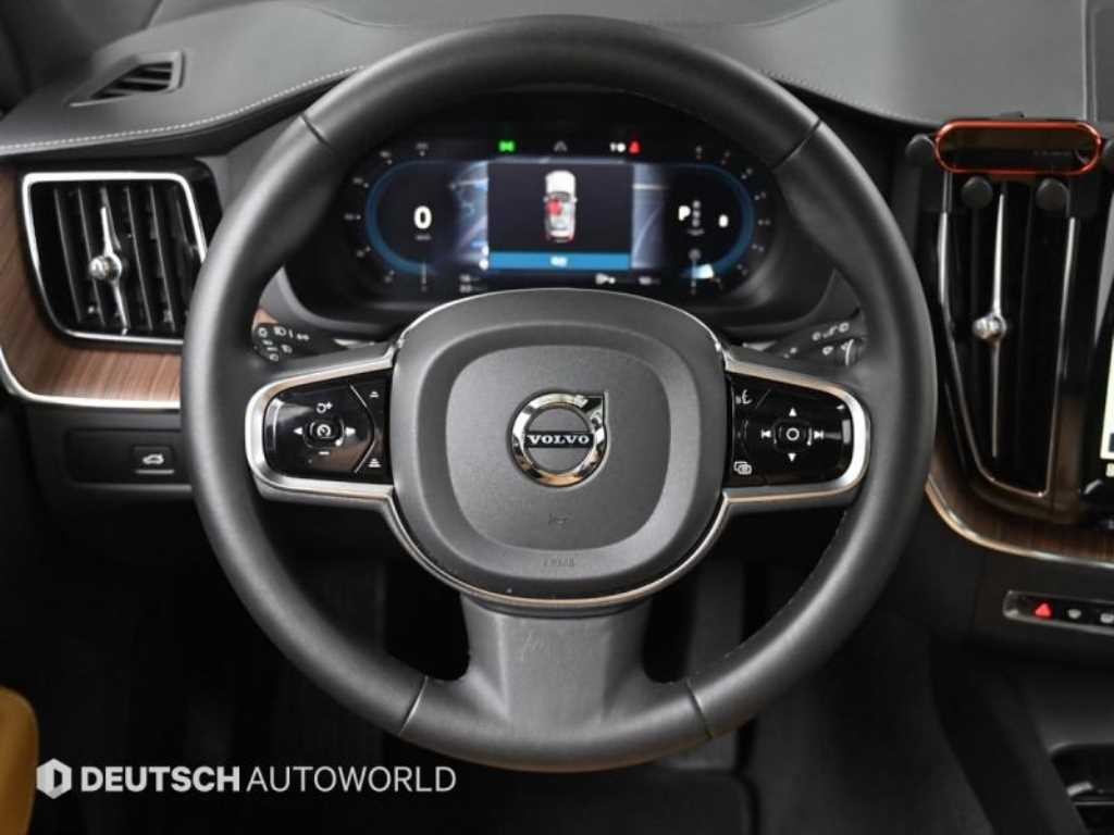 볼보 XC60 XC60(2세대) B5 AWD 얼티메이트 브라이트 이미지 13