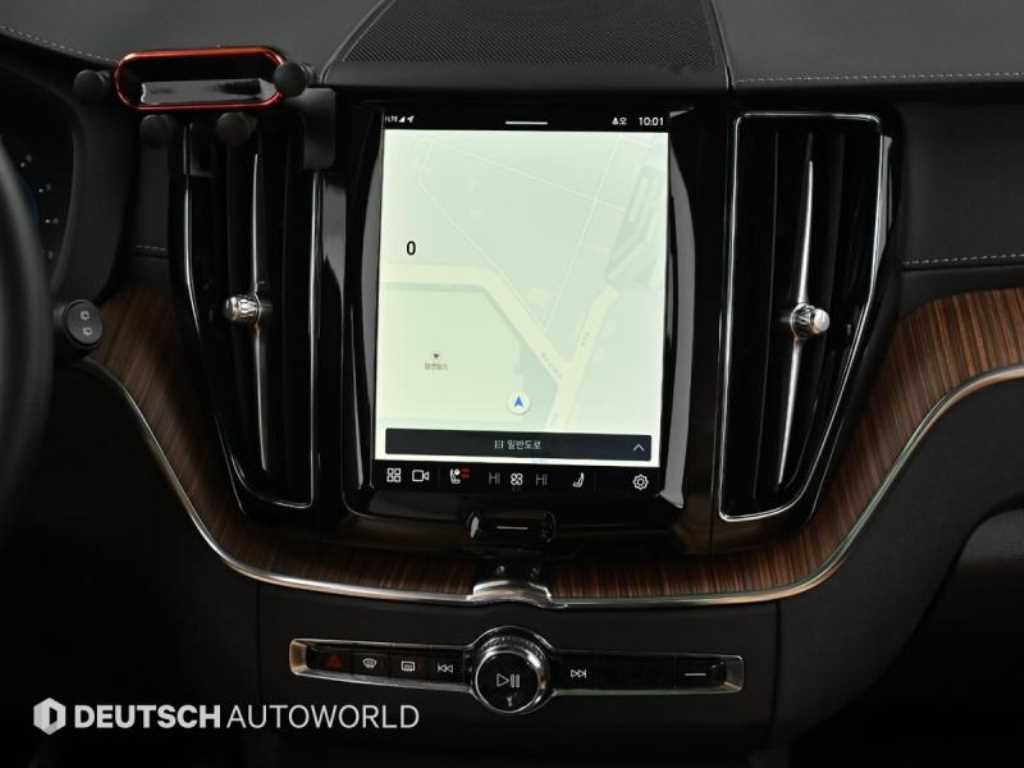 볼보 XC60 XC60(2세대) B5 AWD 얼티메이트 브라이트 이미지 14