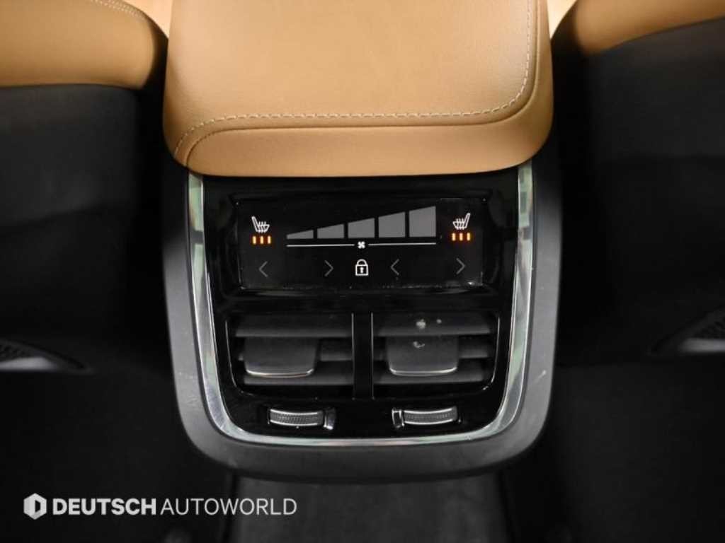 볼보 XC60 XC60(2세대) B5 AWD 얼티메이트 브라이트 이미지 16